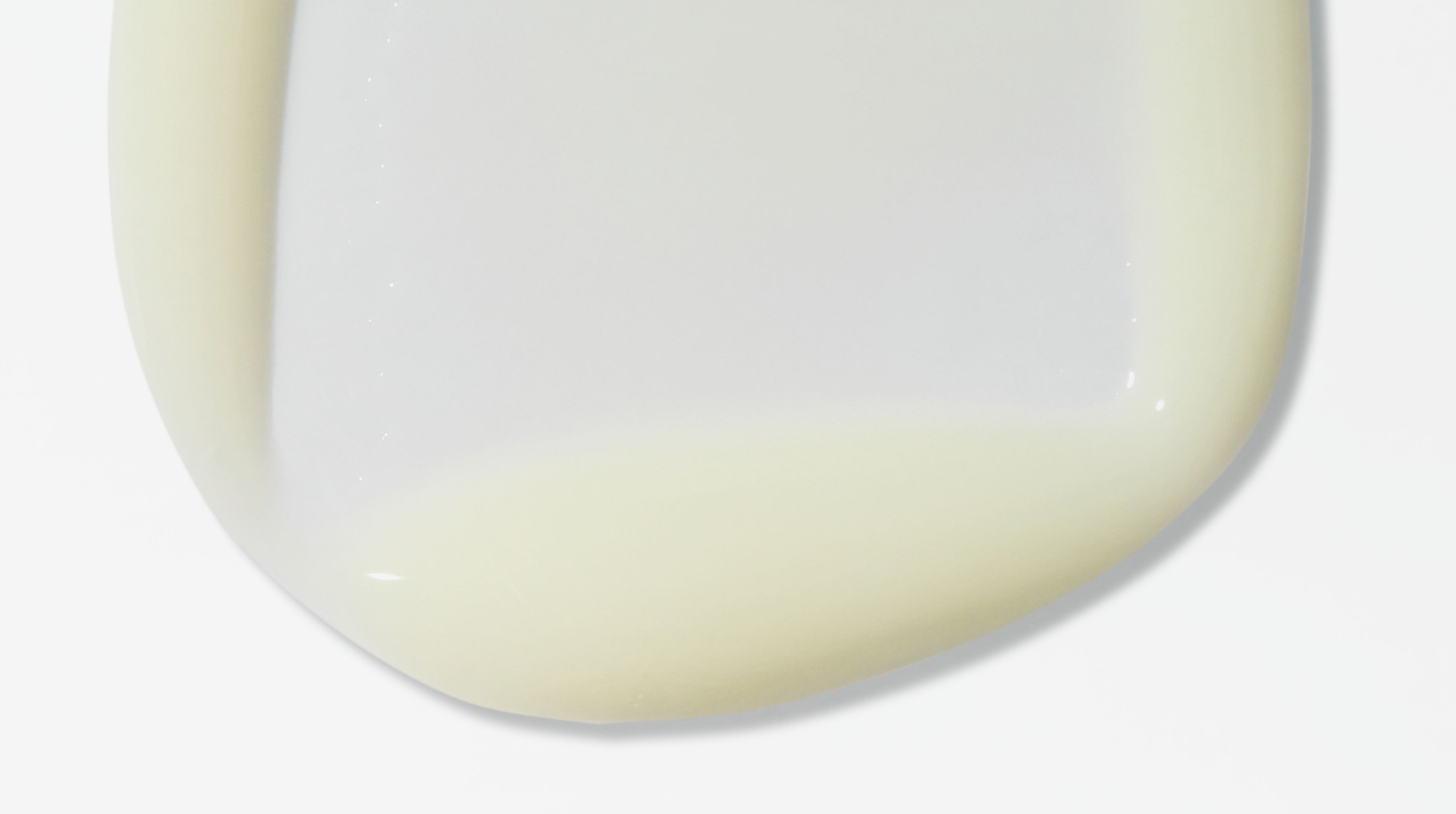 Should You Stop Using Retinoids In The Summer?